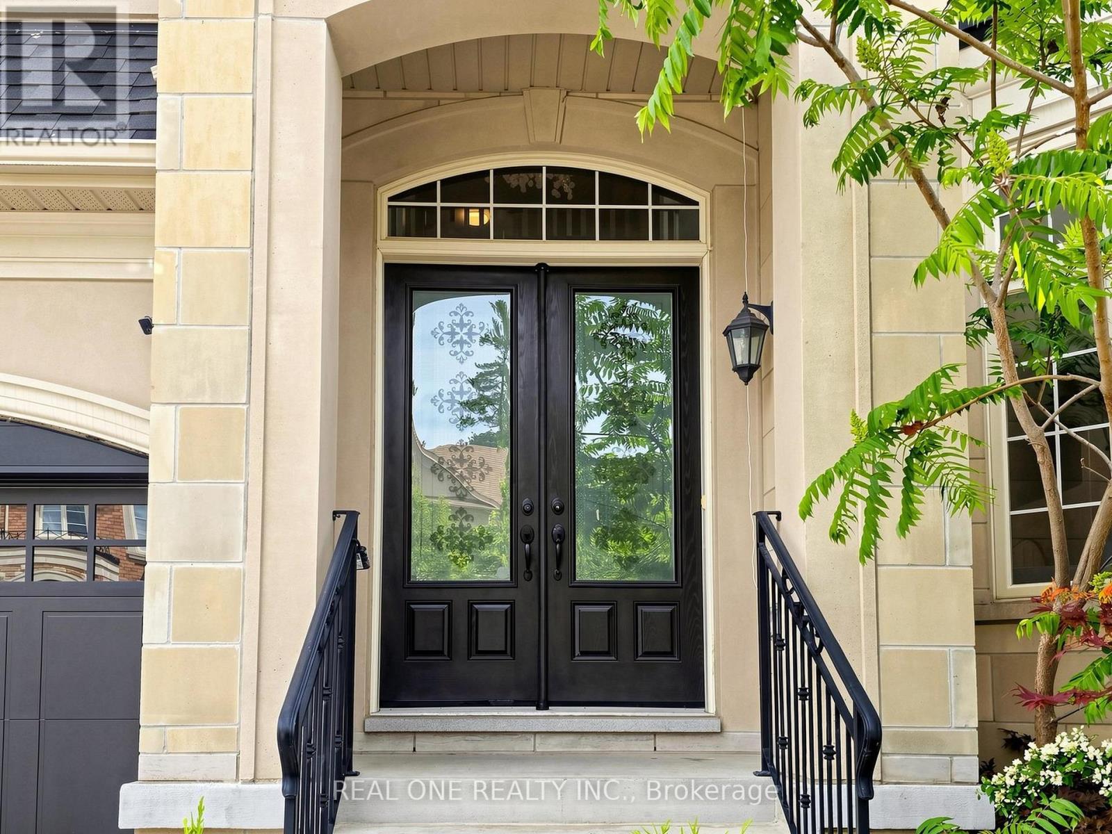 111 HEADWIND BOULEVARD - 4