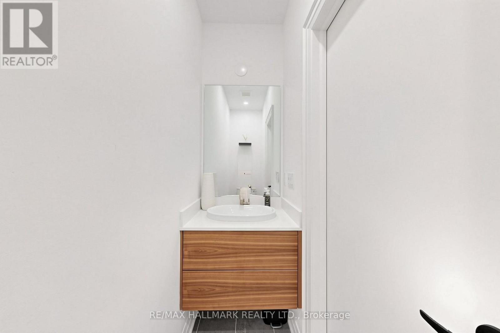 15 DIREZZE COURT S - Image 23