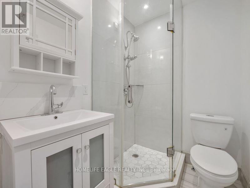 261 RICHMOND STREET - 11