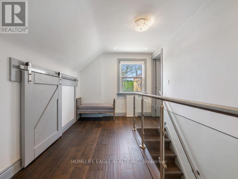 261 RICHMOND STREET - 12