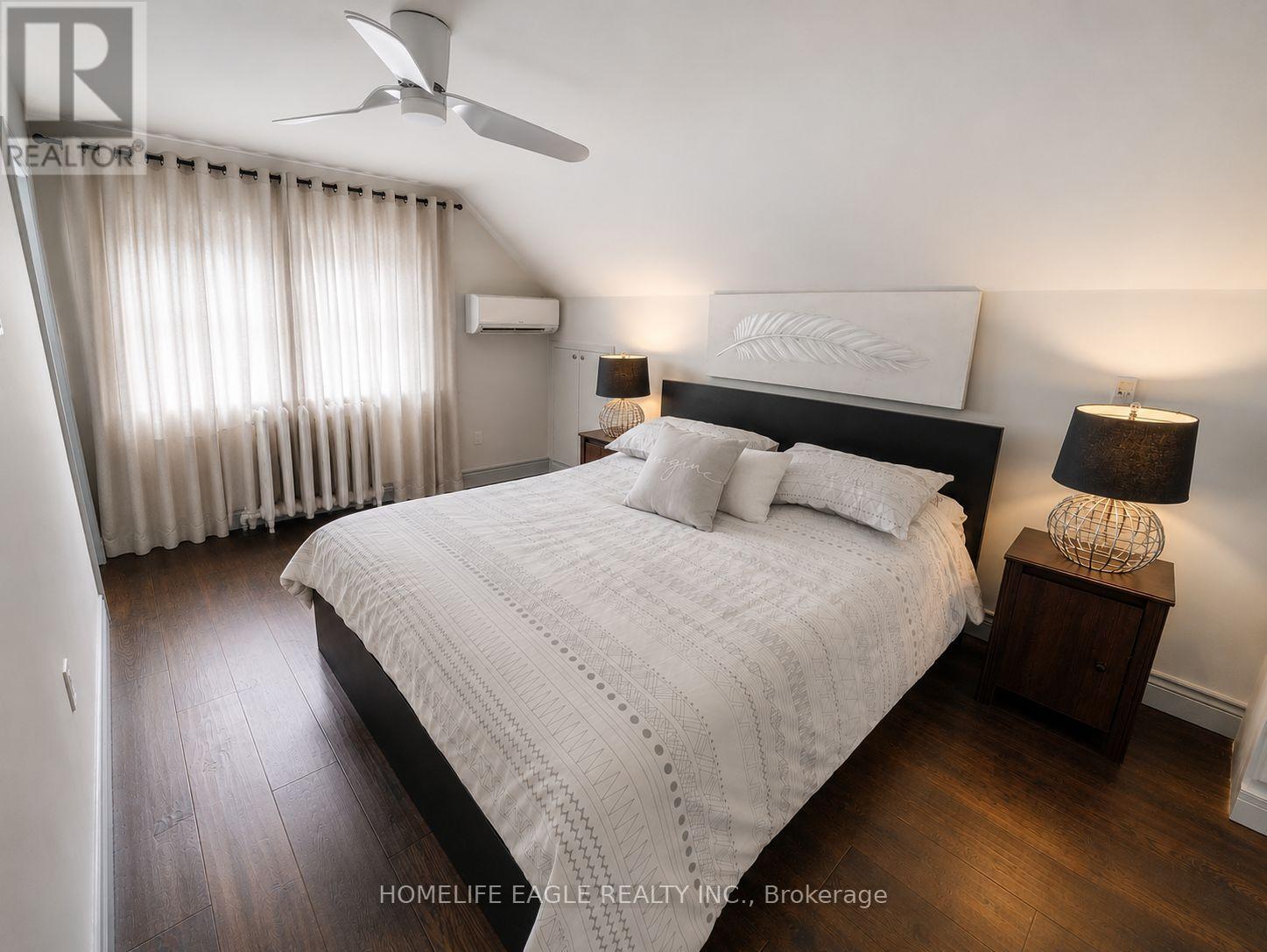 261 RICHMOND STREET - 13