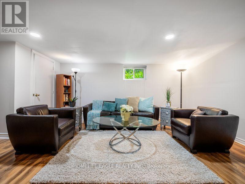 261 RICHMOND STREET - 17