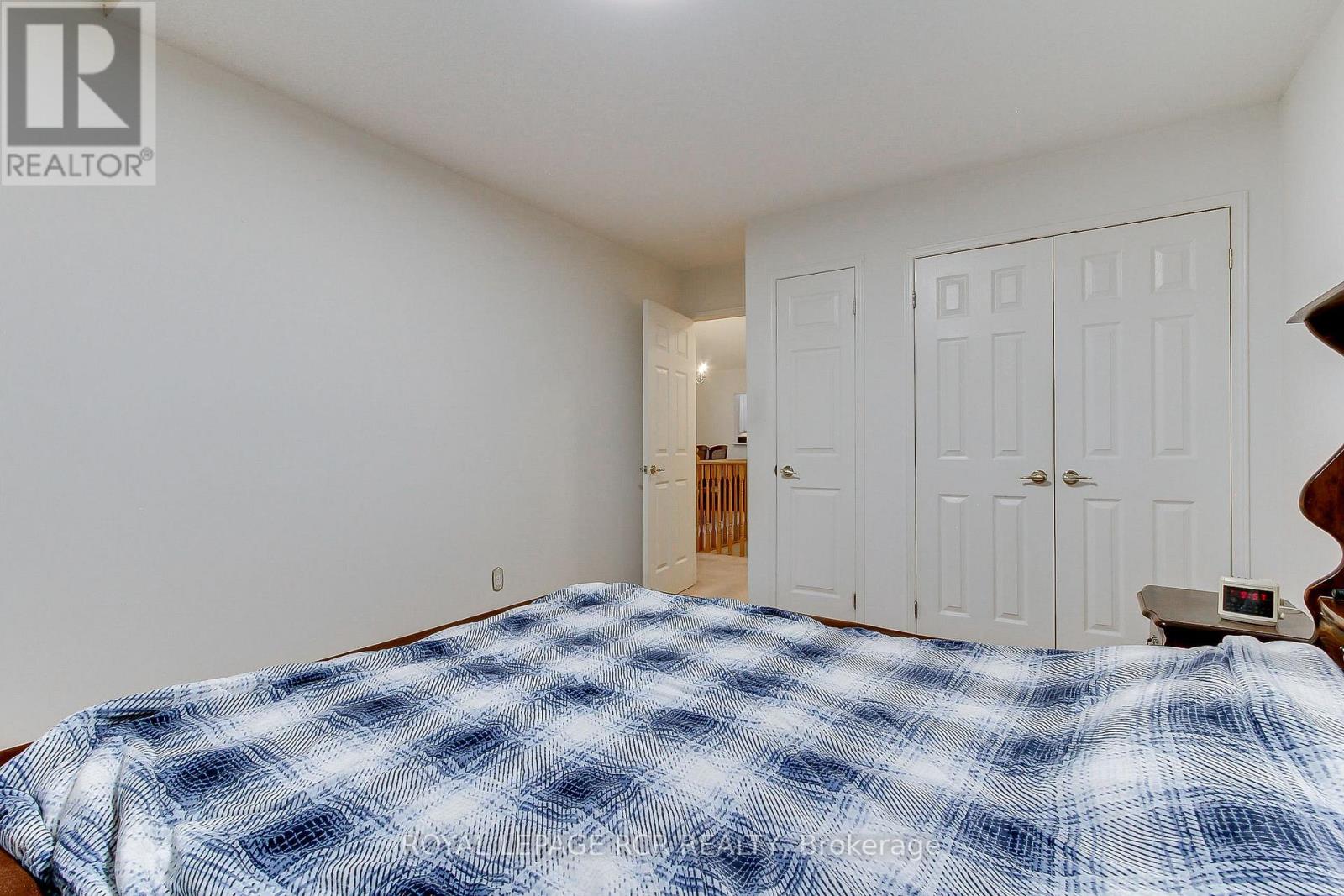 #16 121 GREEN BRIAR ROAD - 21