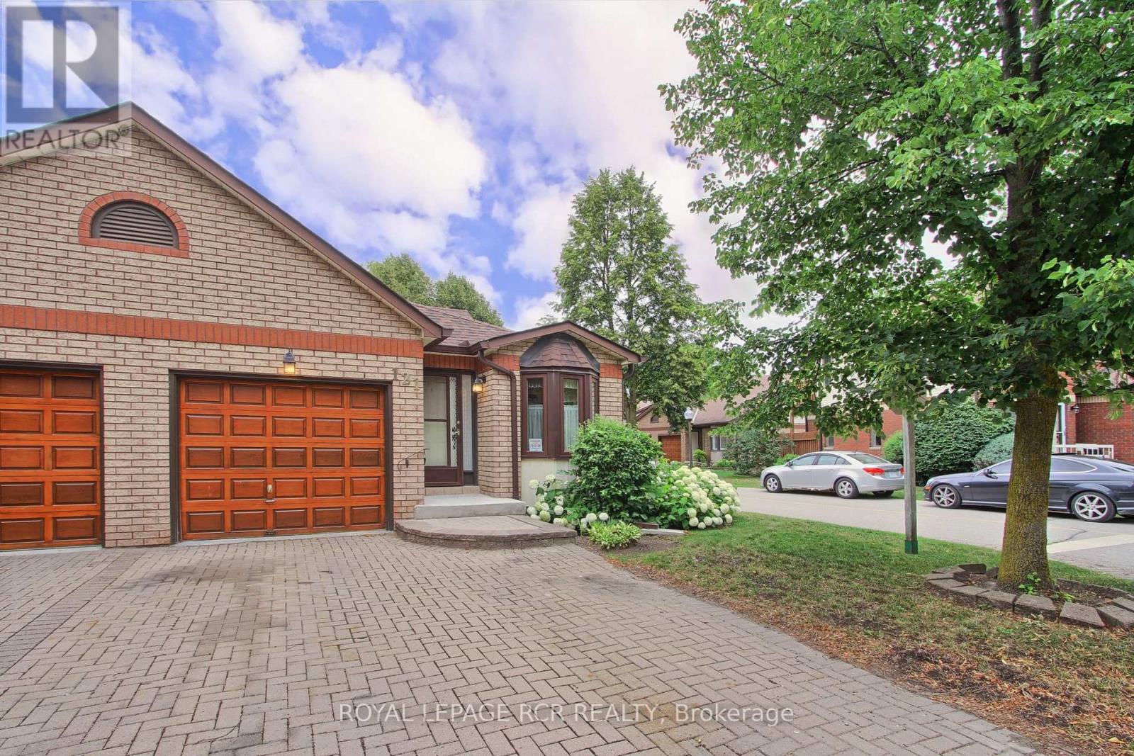 #16 121 GREEN BRIAR ROAD - 3