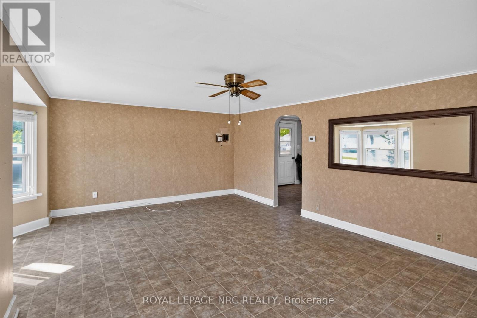2964 HYMAN AVENUE - 10
