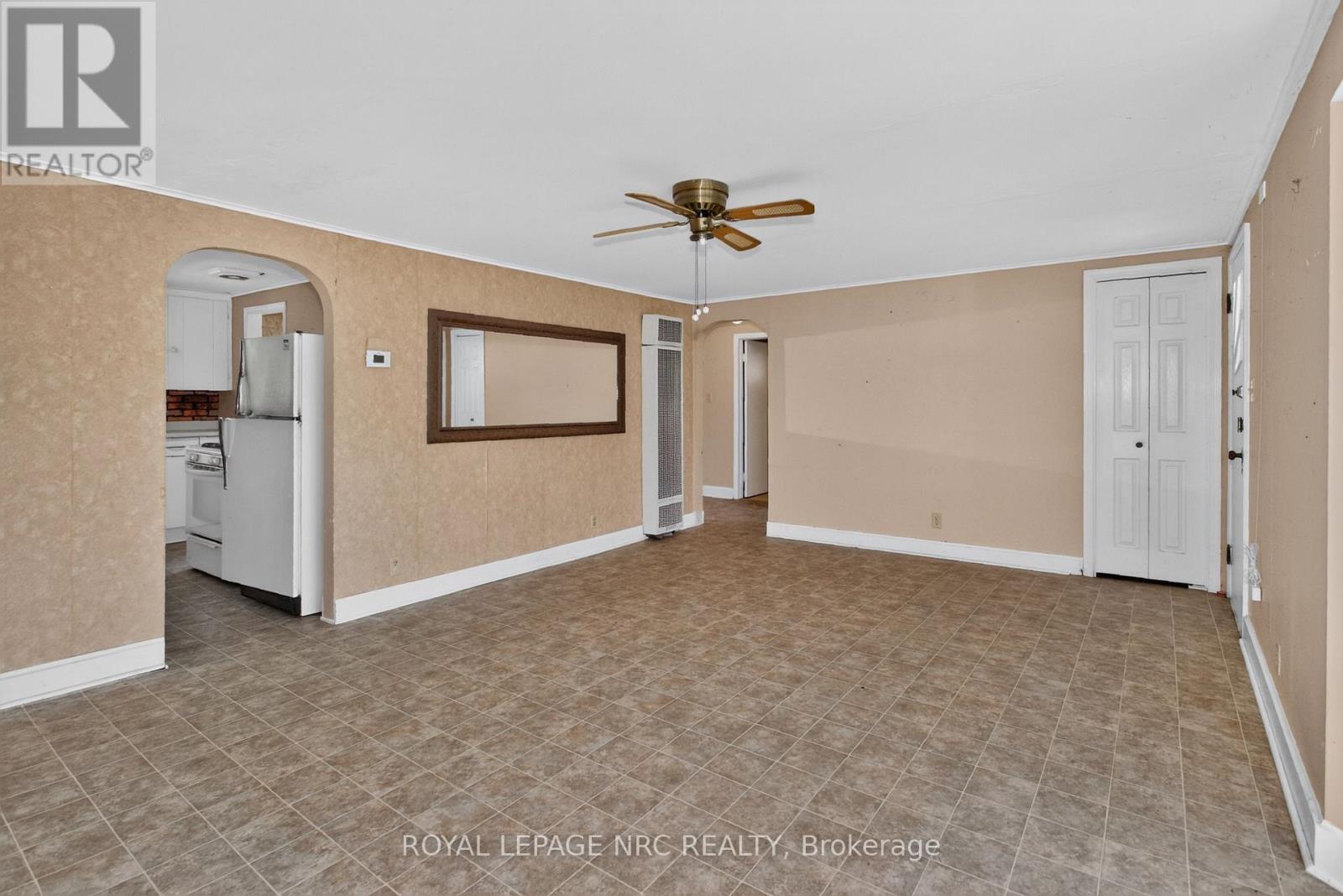 2964 HYMAN AVENUE - 11