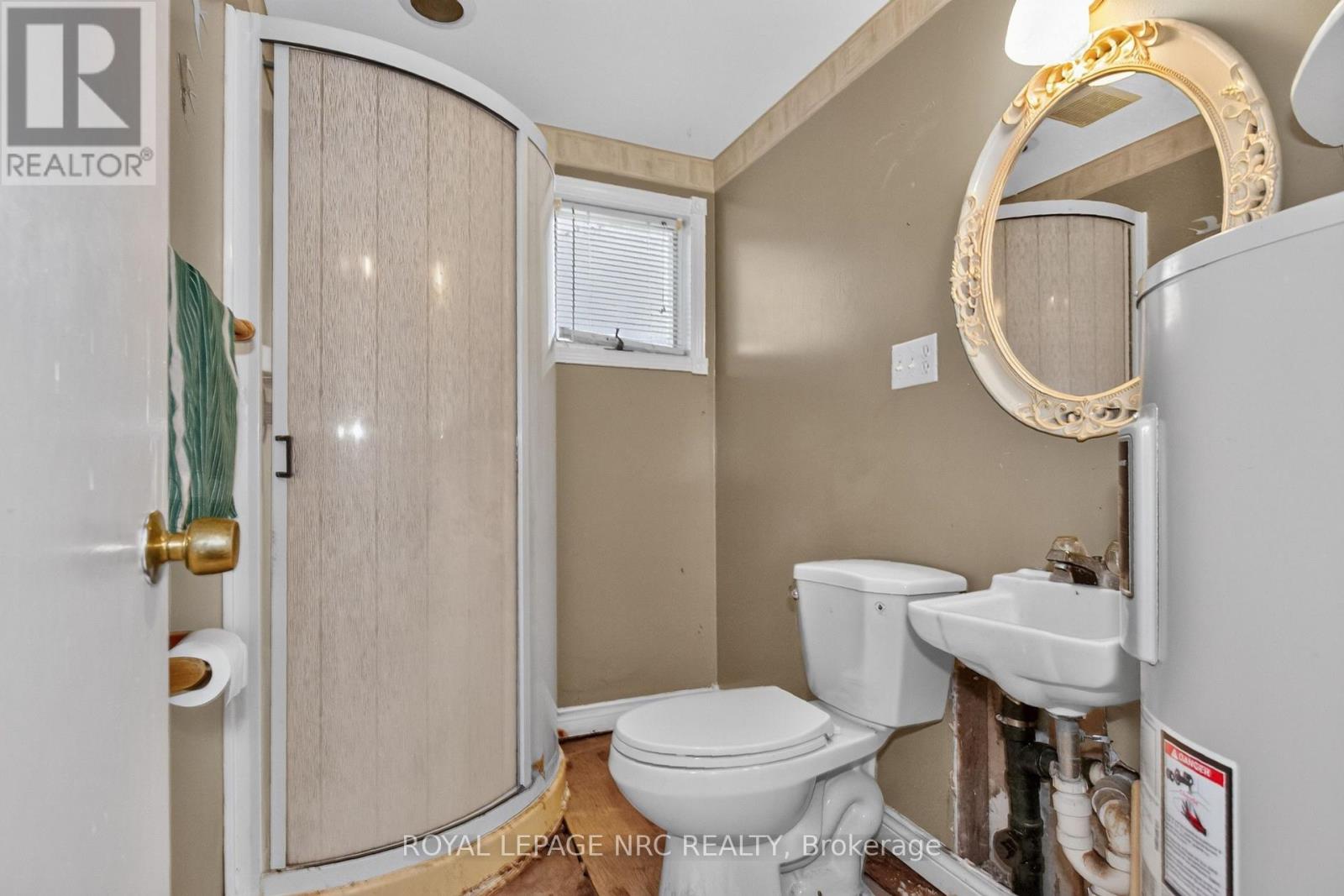 2964 HYMAN AVENUE - 16