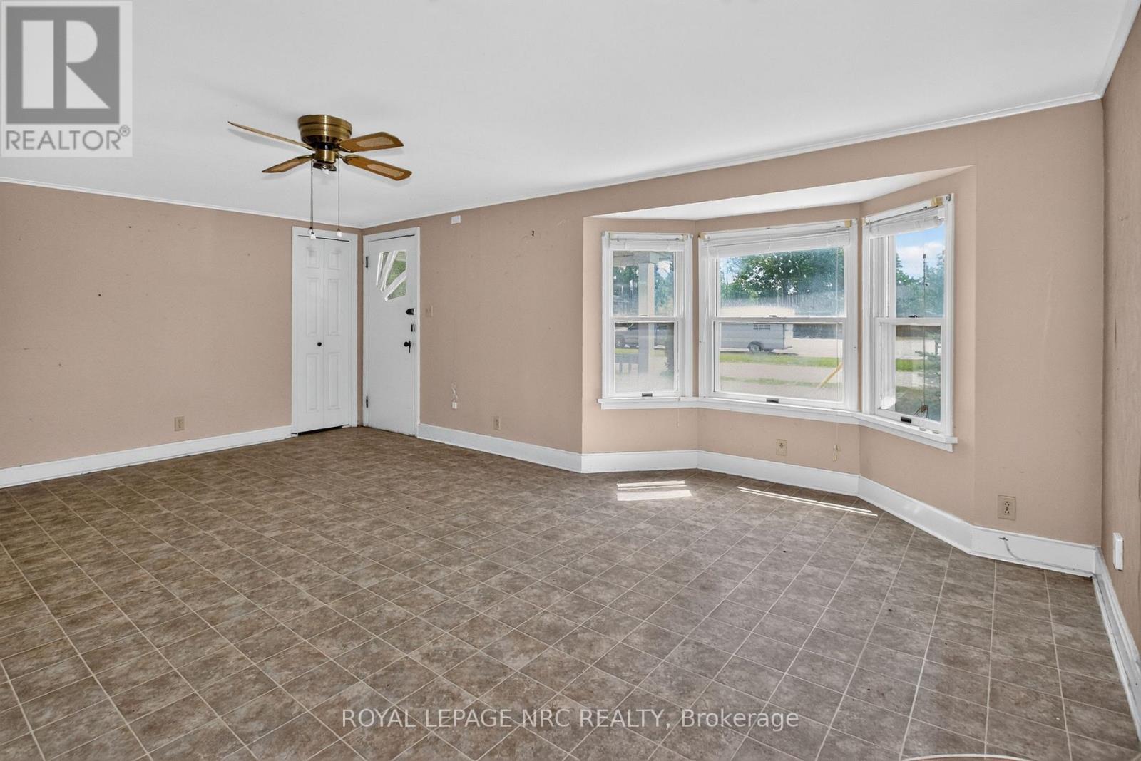 2964 HYMAN AVENUE - 8