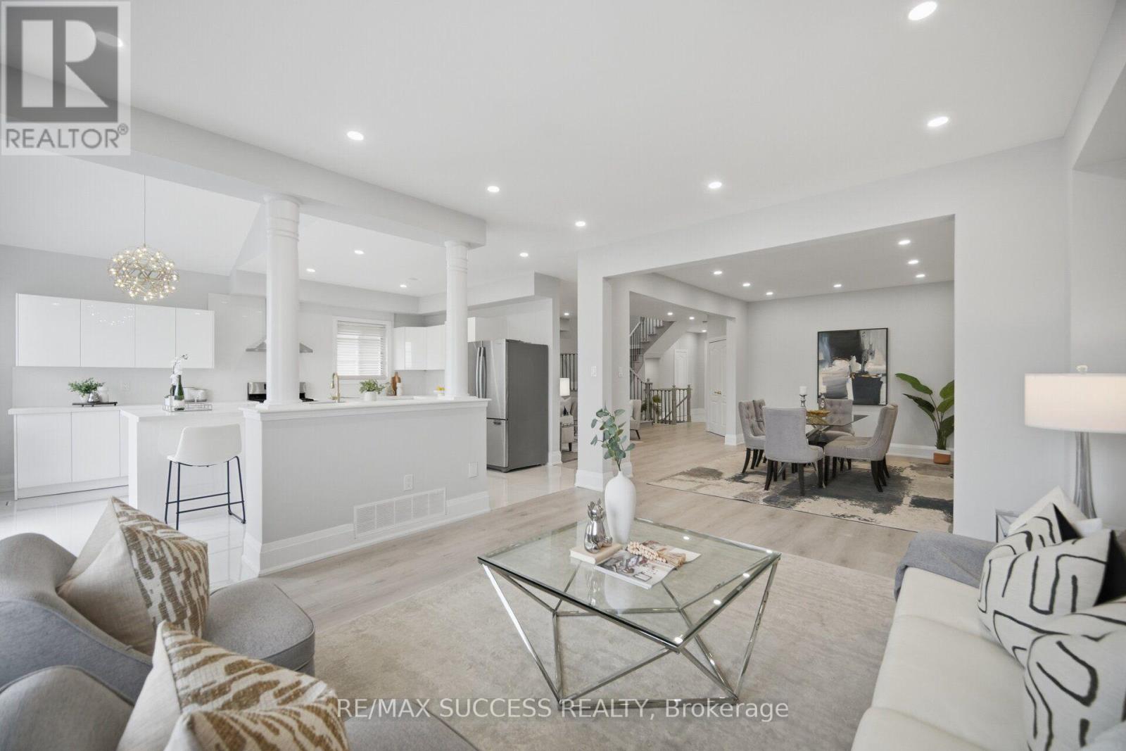 1019 DONNELLY STREET - Image 11