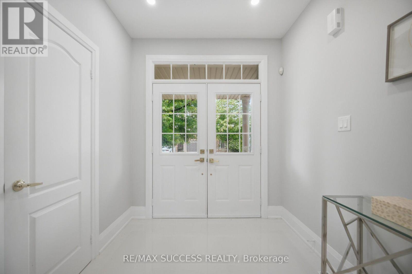 1019 DONNELLY STREET - Image 3
