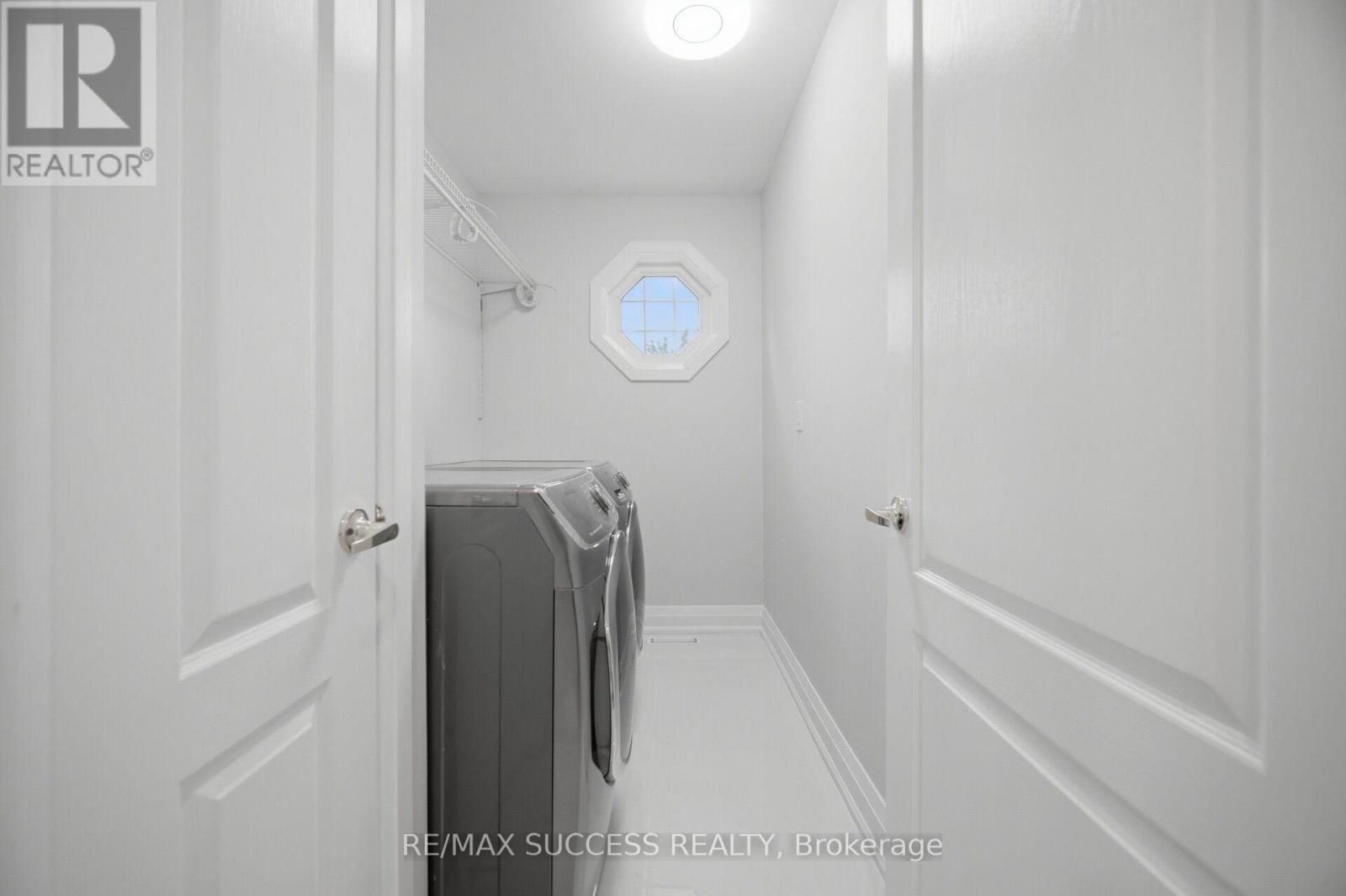 1019 DONNELLY STREET - Image 31