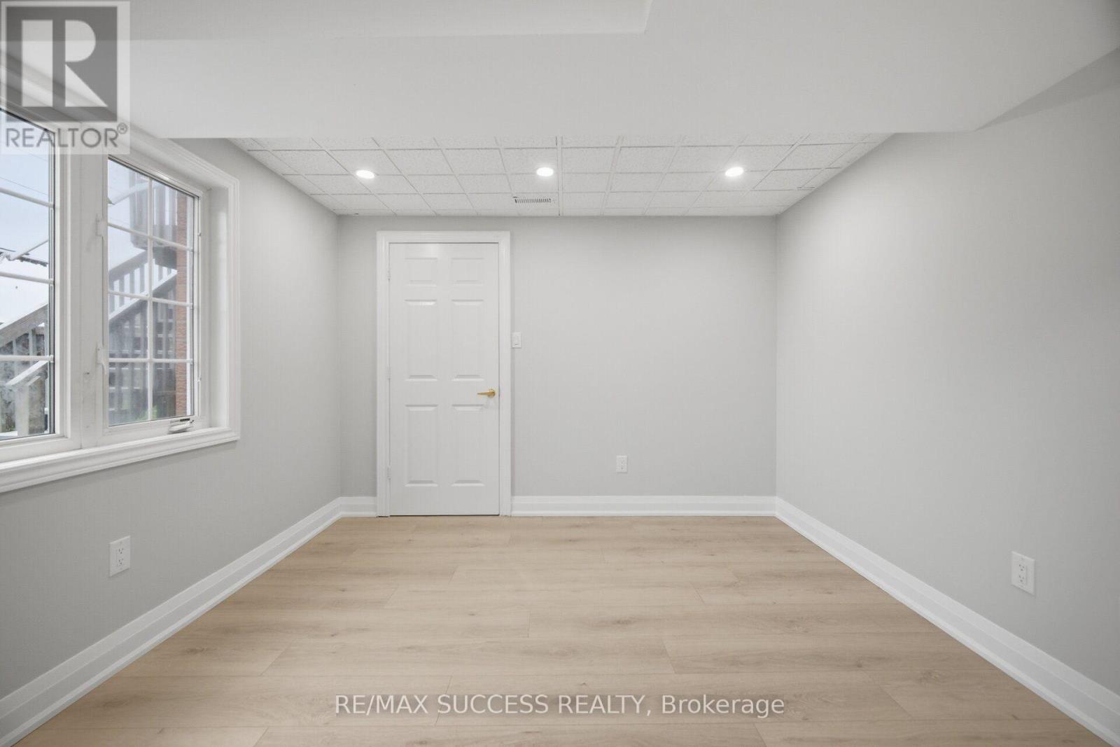 1019 DONNELLY STREET - Image 42