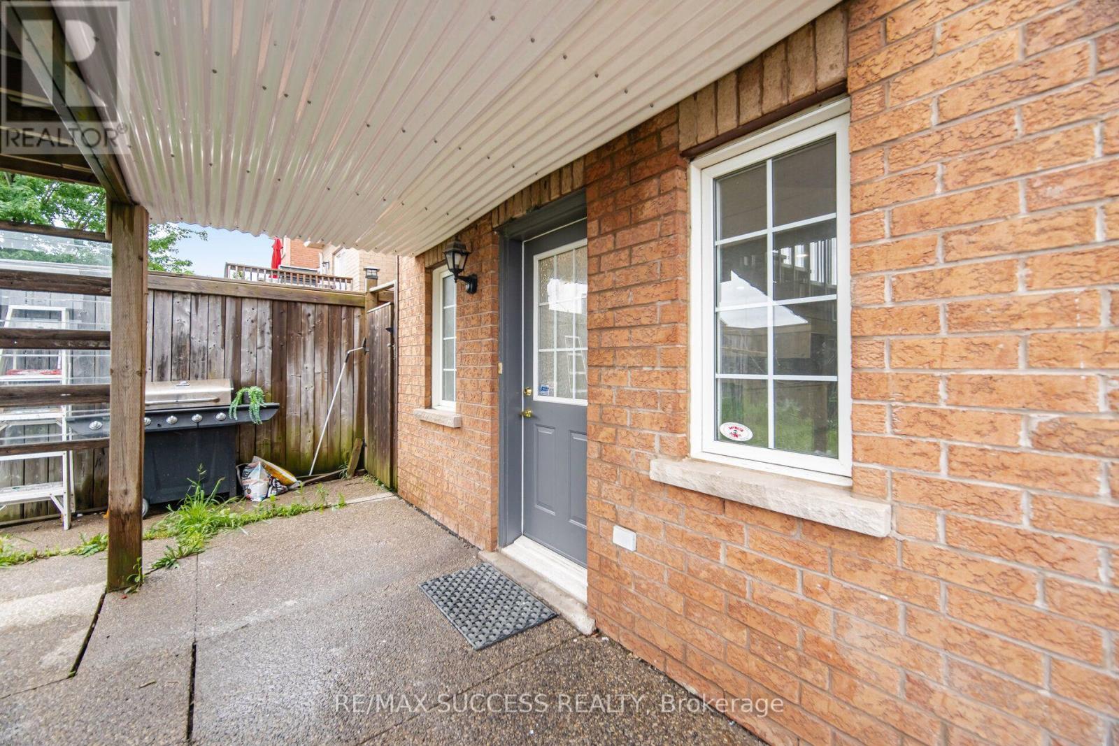 1019 DONNELLY STREET - Image 47