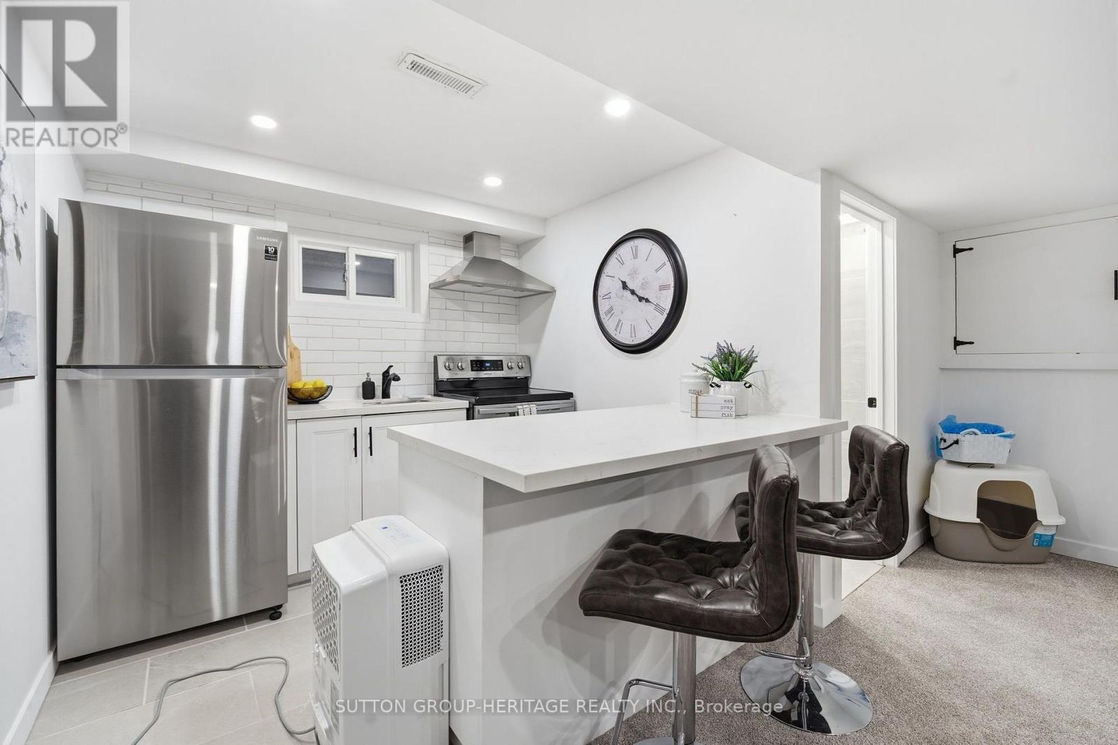 67 MADOC DRIVE - 24