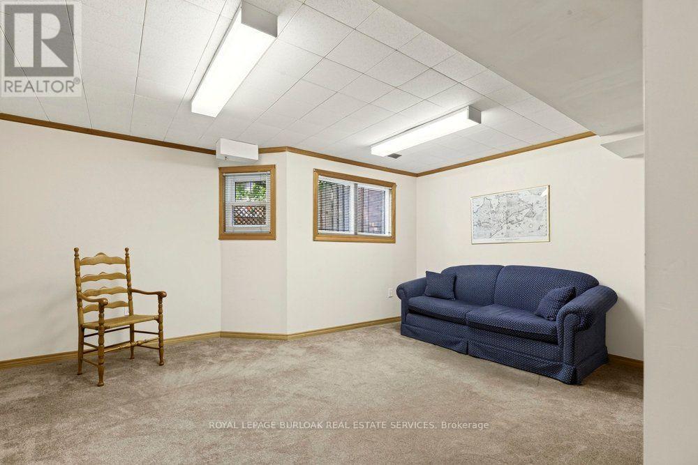 #47 2915 HEADON FOREST DRIVE - 24