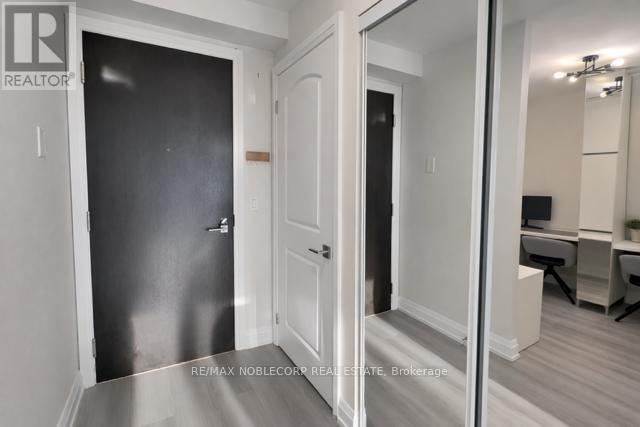 #506 55 DE BOERS DRIVE - Image 5