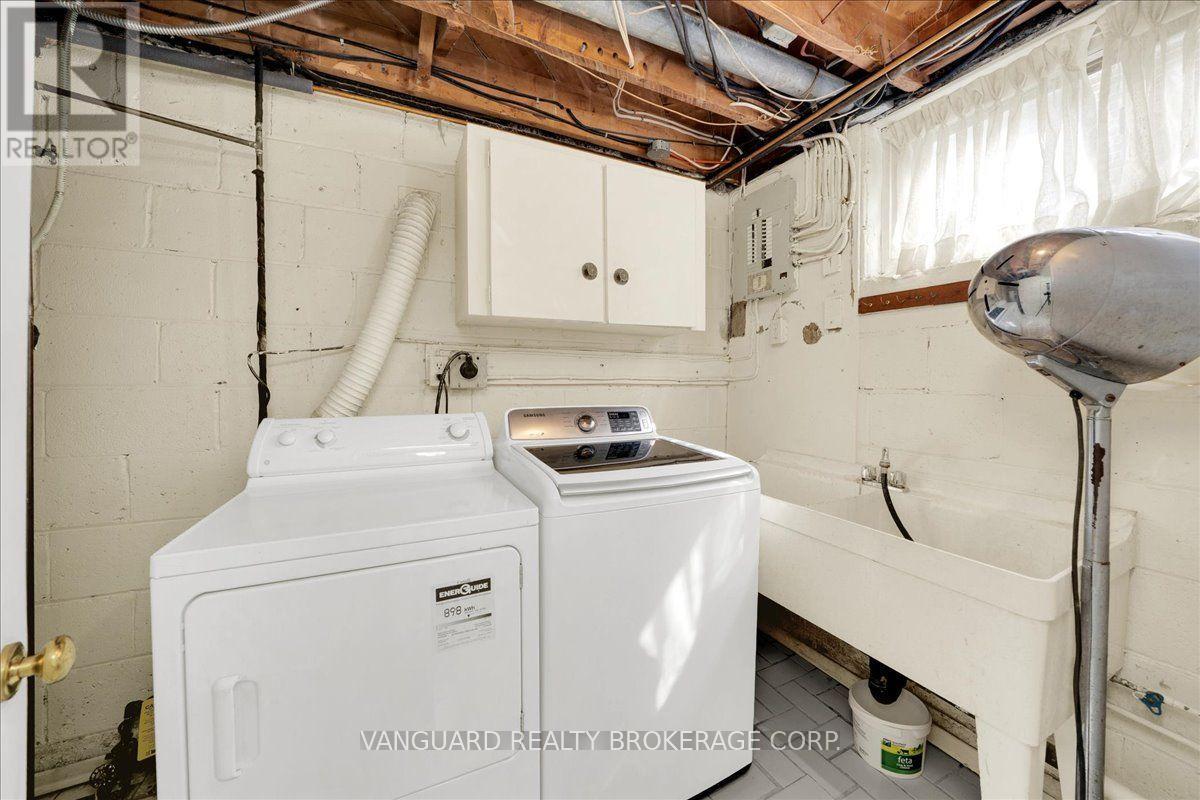 39 CAMBORNE AVENUE - 36