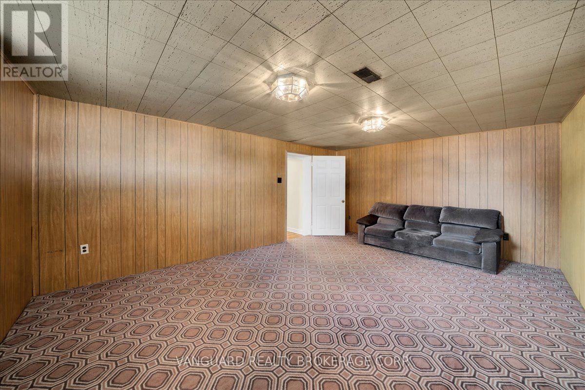39 CAMBORNE AVENUE - 39