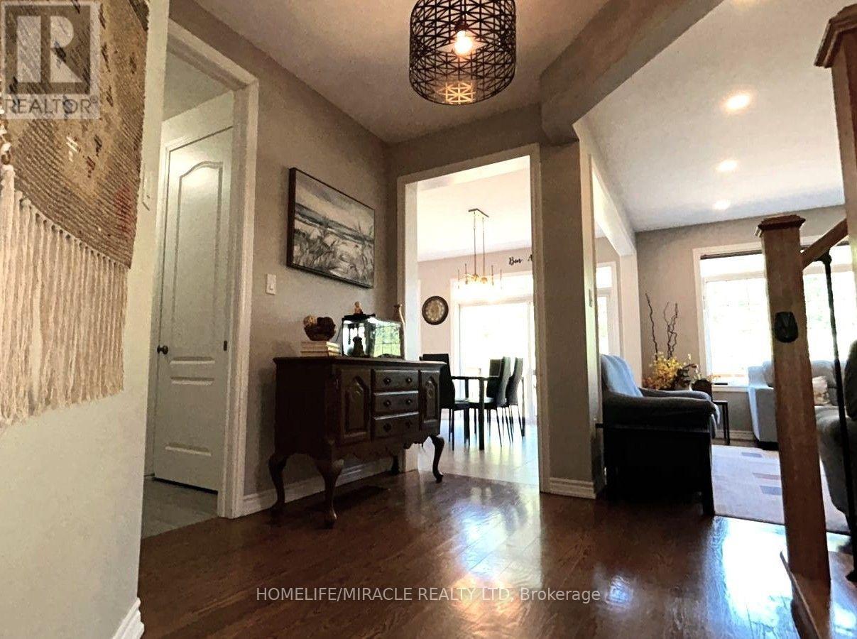 185 THORNBUSH BOULEVARD - Image 10
