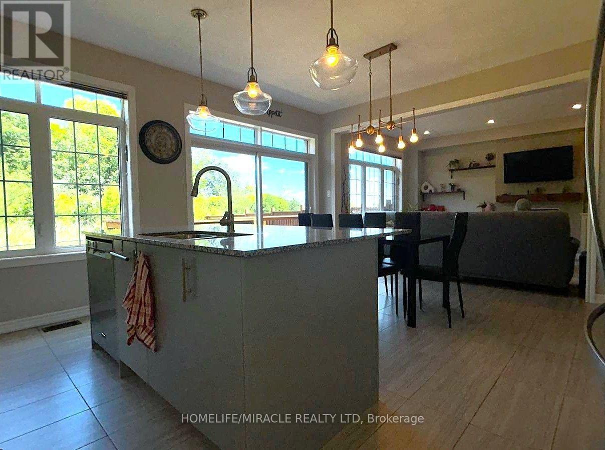 185 THORNBUSH BOULEVARD - Image 24