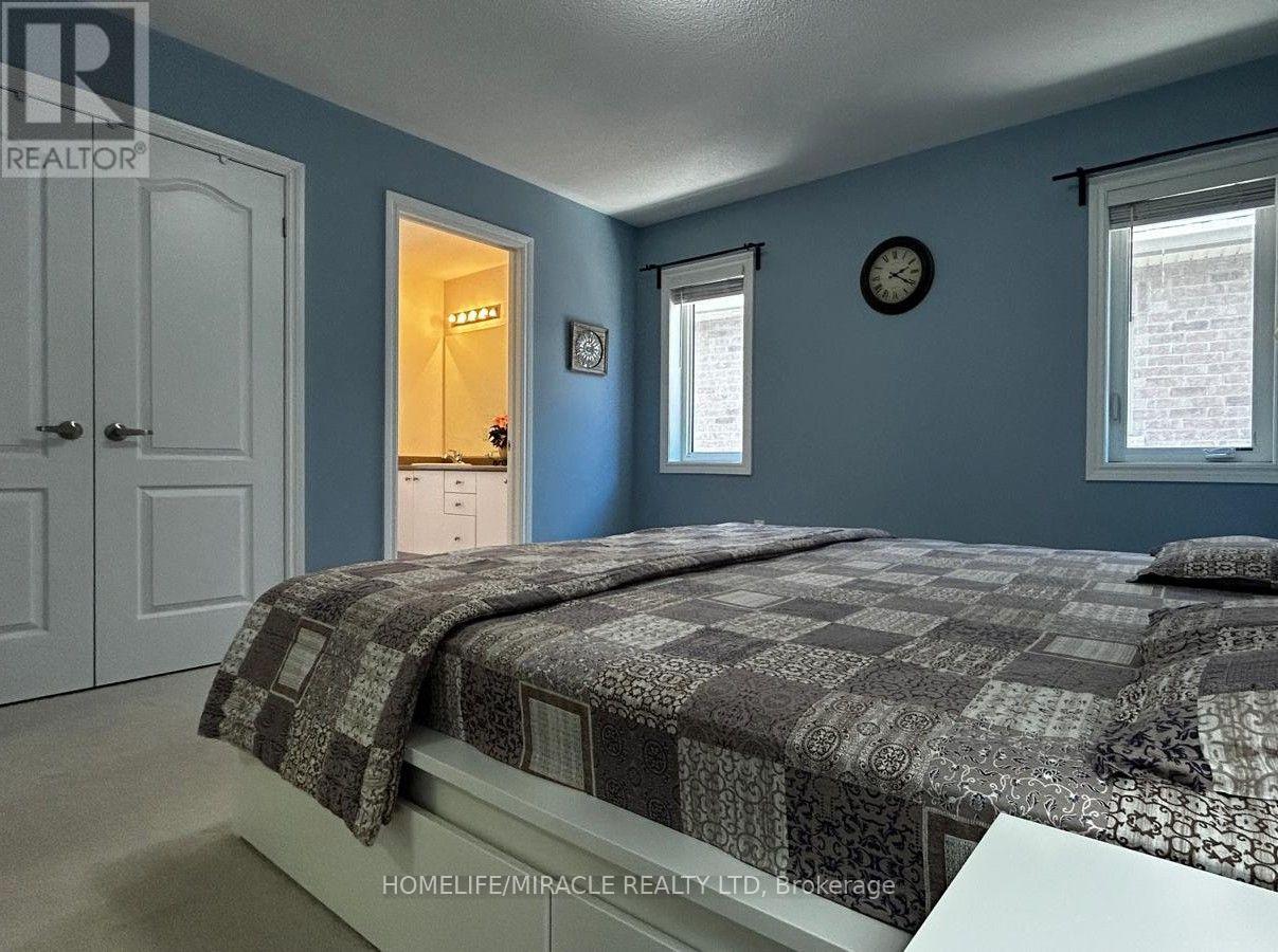 185 THORNBUSH BOULEVARD - Image 43