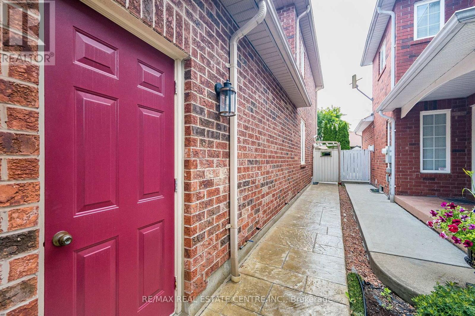26 BALLYDUFF PLACE - 36