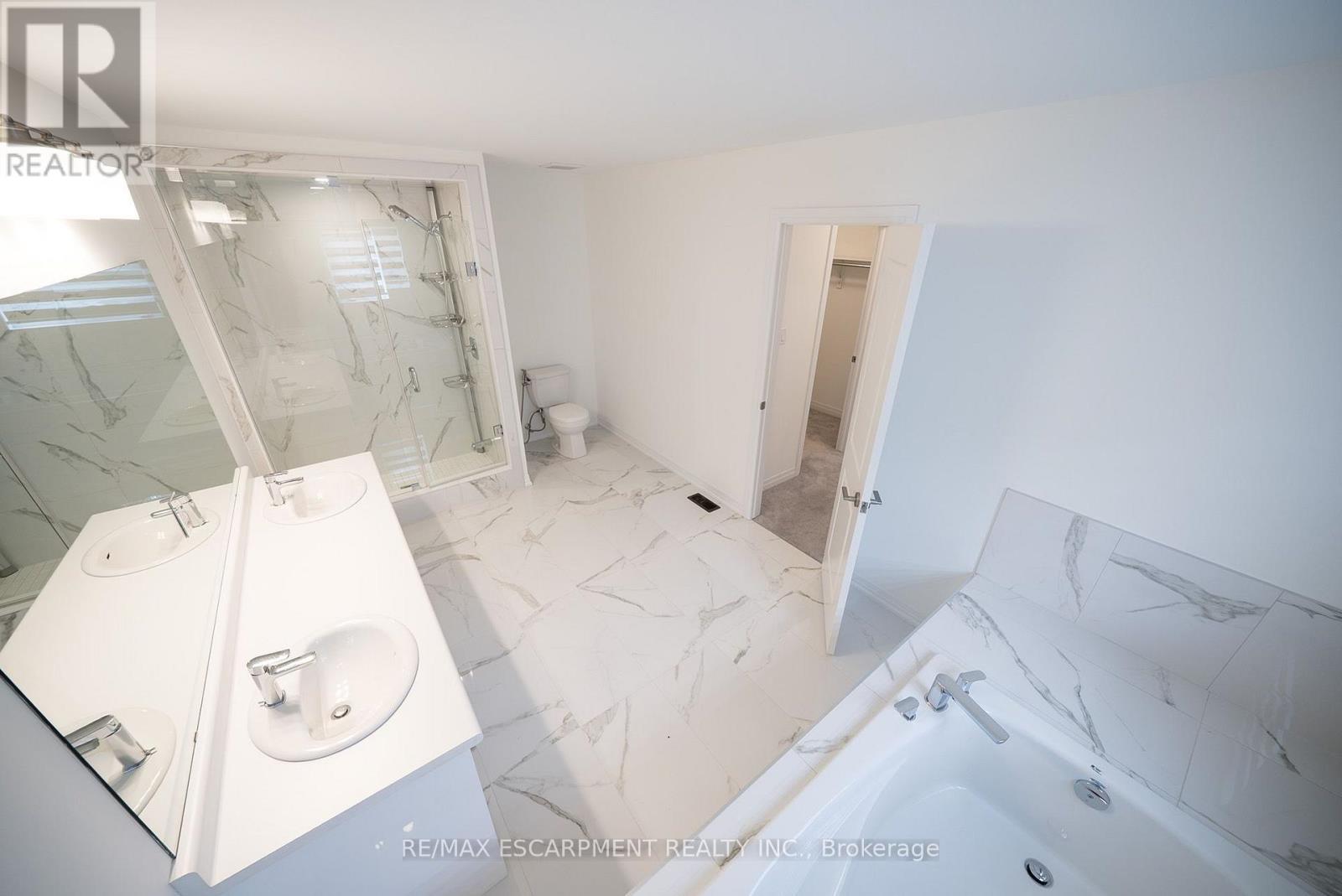 23 STAUFFER ROAD - 33