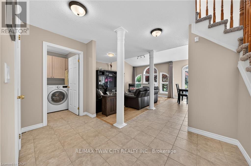 211 MCNICHOL DRIVE - 11
