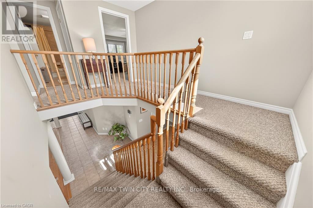 211 MCNICHOL DRIVE - 23