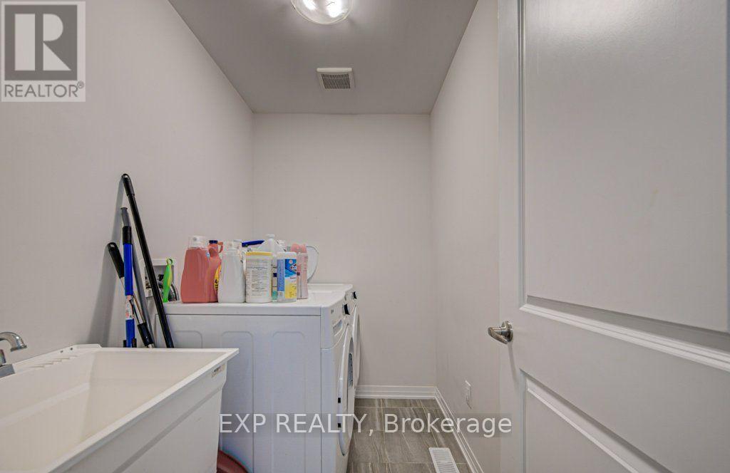 #1302 585 COLBORNE STREET E - 20