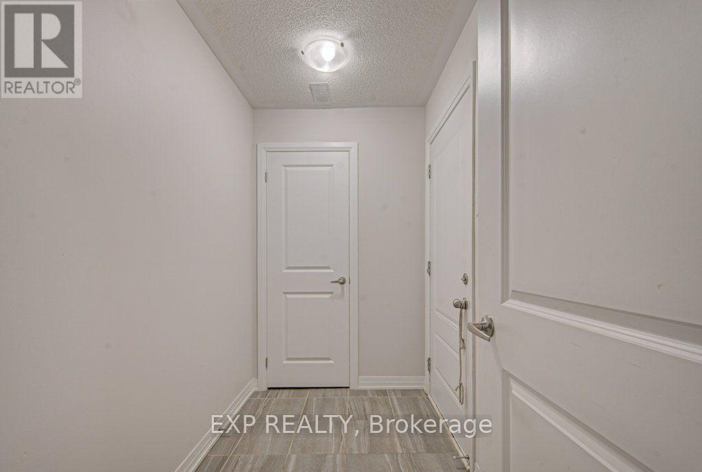 #1302 585 COLBORNE STREET E - 5