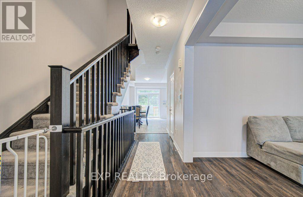 #1302 585 COLBORNE STREET E - 6