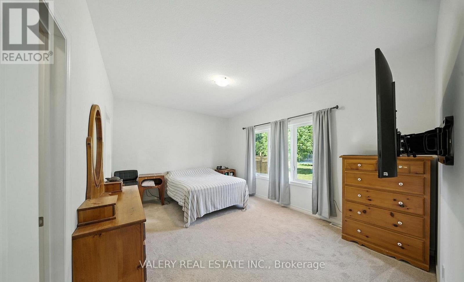 142 ELLEN STREET - 17