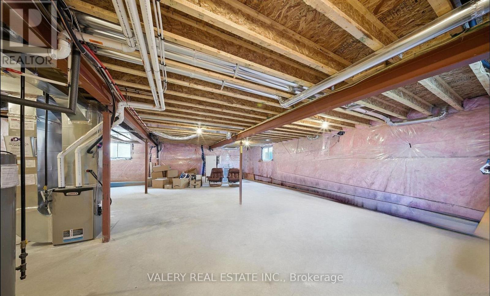 142 ELLEN STREET - 22