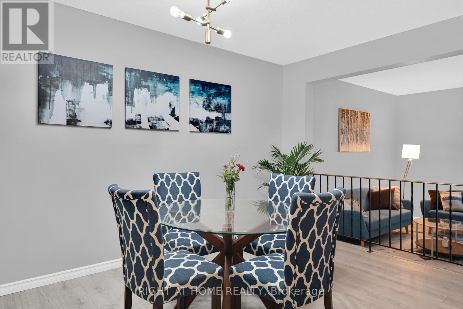 37 TRAFFORD LANE - 5