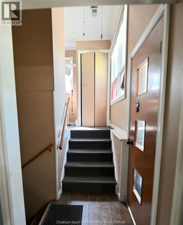 24 LISGAR STREET - 2