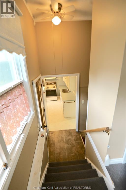 24 LISGAR STREET - 8