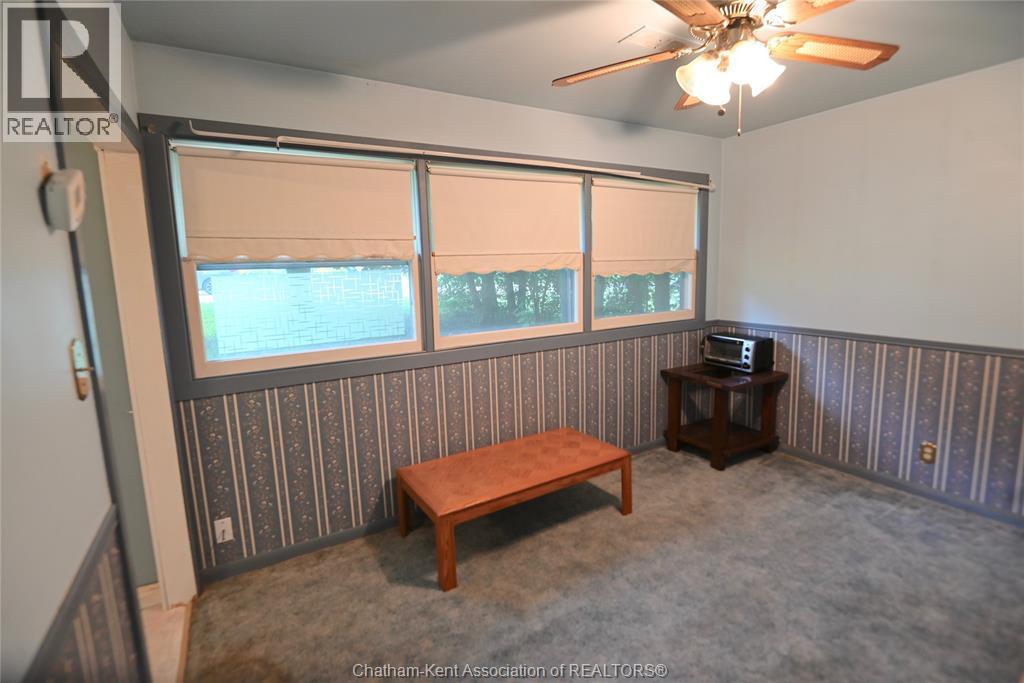 24 LISGAR STREET - 12
