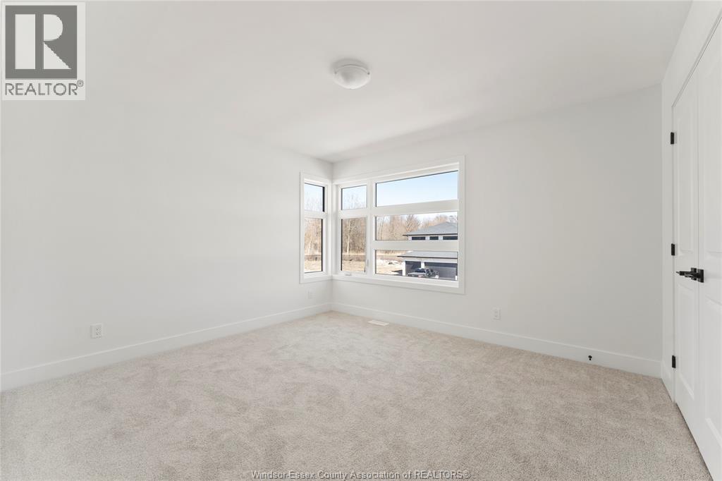 2541 MAYFAIR AVENUE South - 25