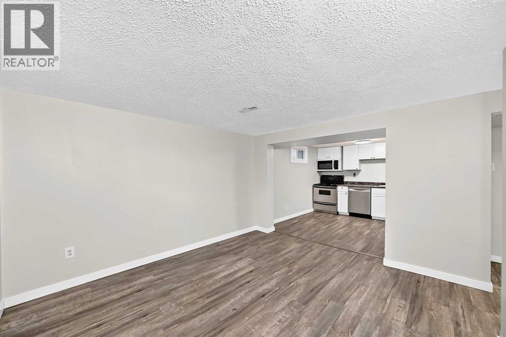 2016 46 Street SE - 29