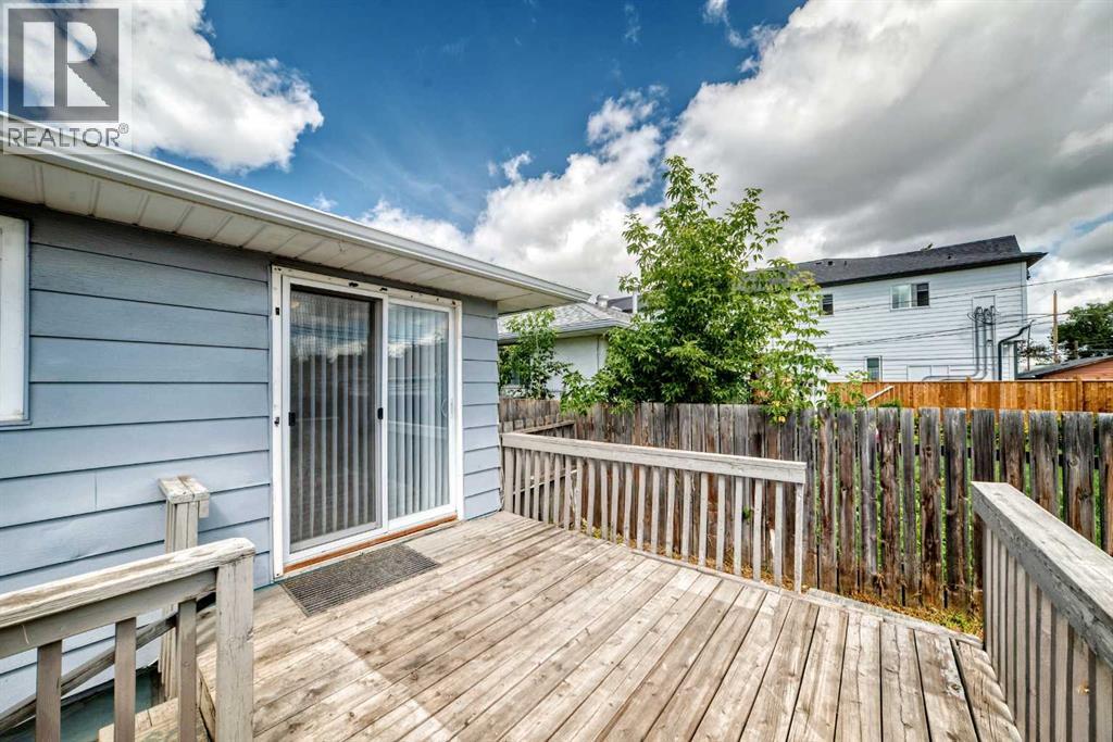 2016 46 Street SE - 15