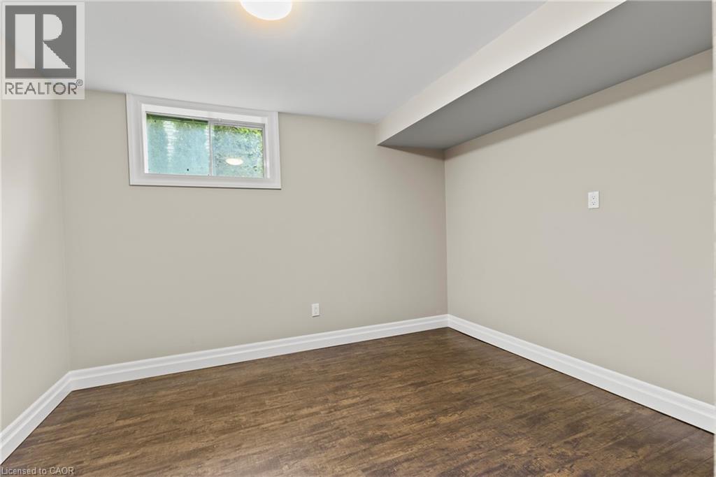 404 HAMILTON Drive - 33