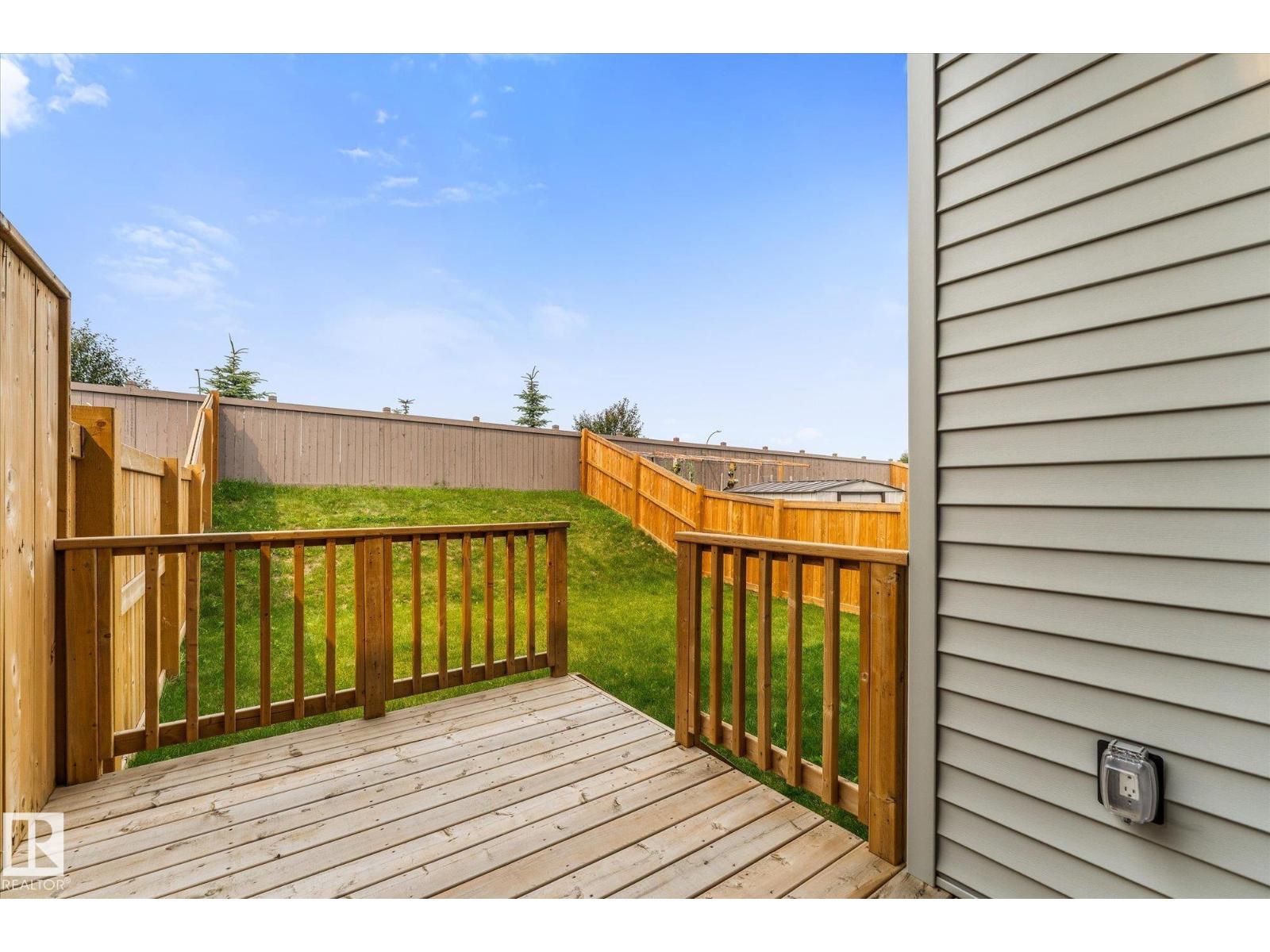 72 SPRUCE GARDENS CR - 41