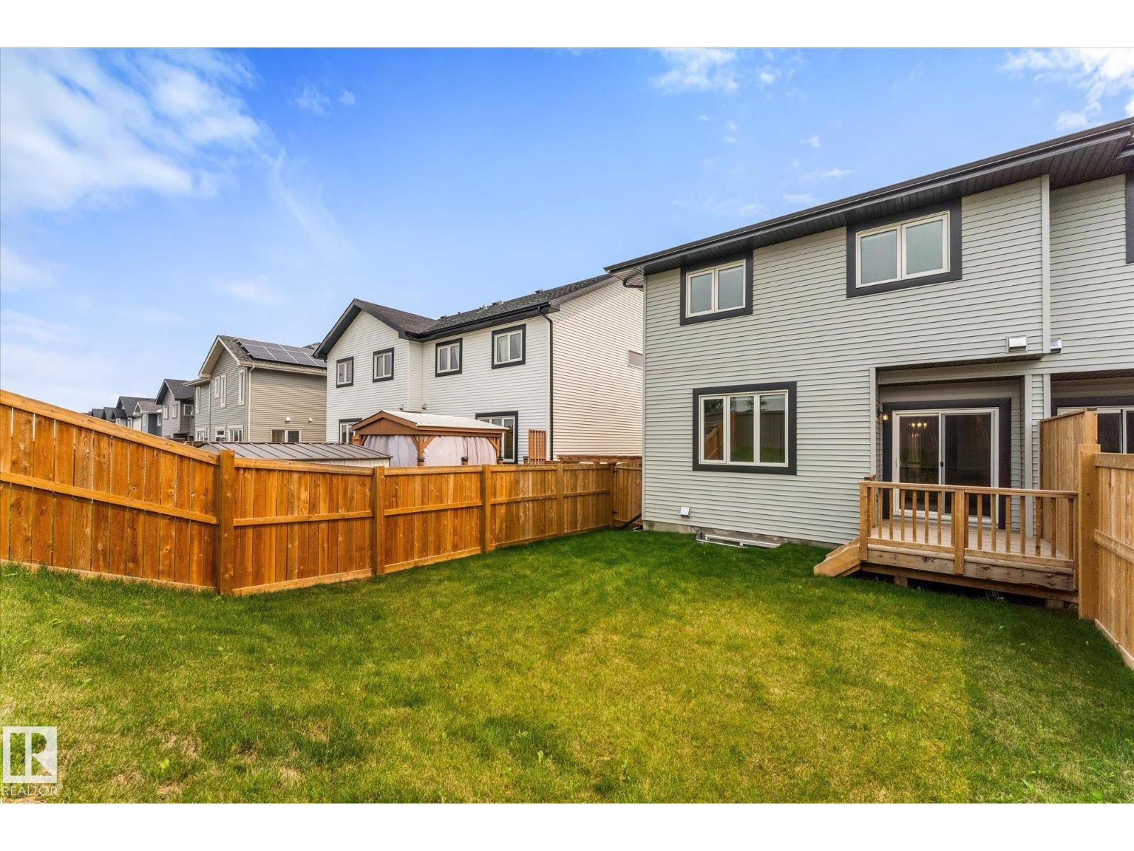 72 SPRUCE GARDENS CR - 46
