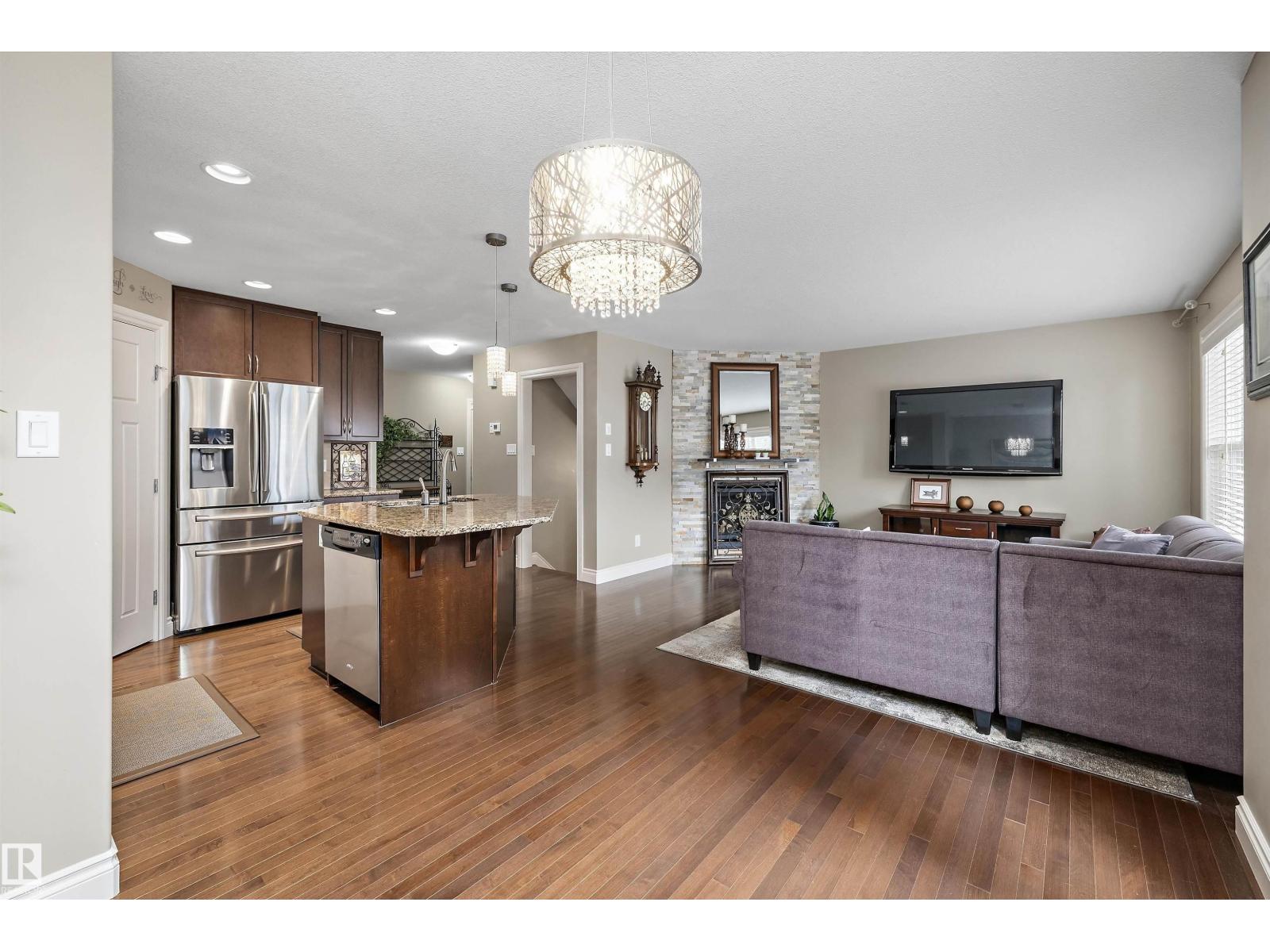 17332 6 AV SW - 10