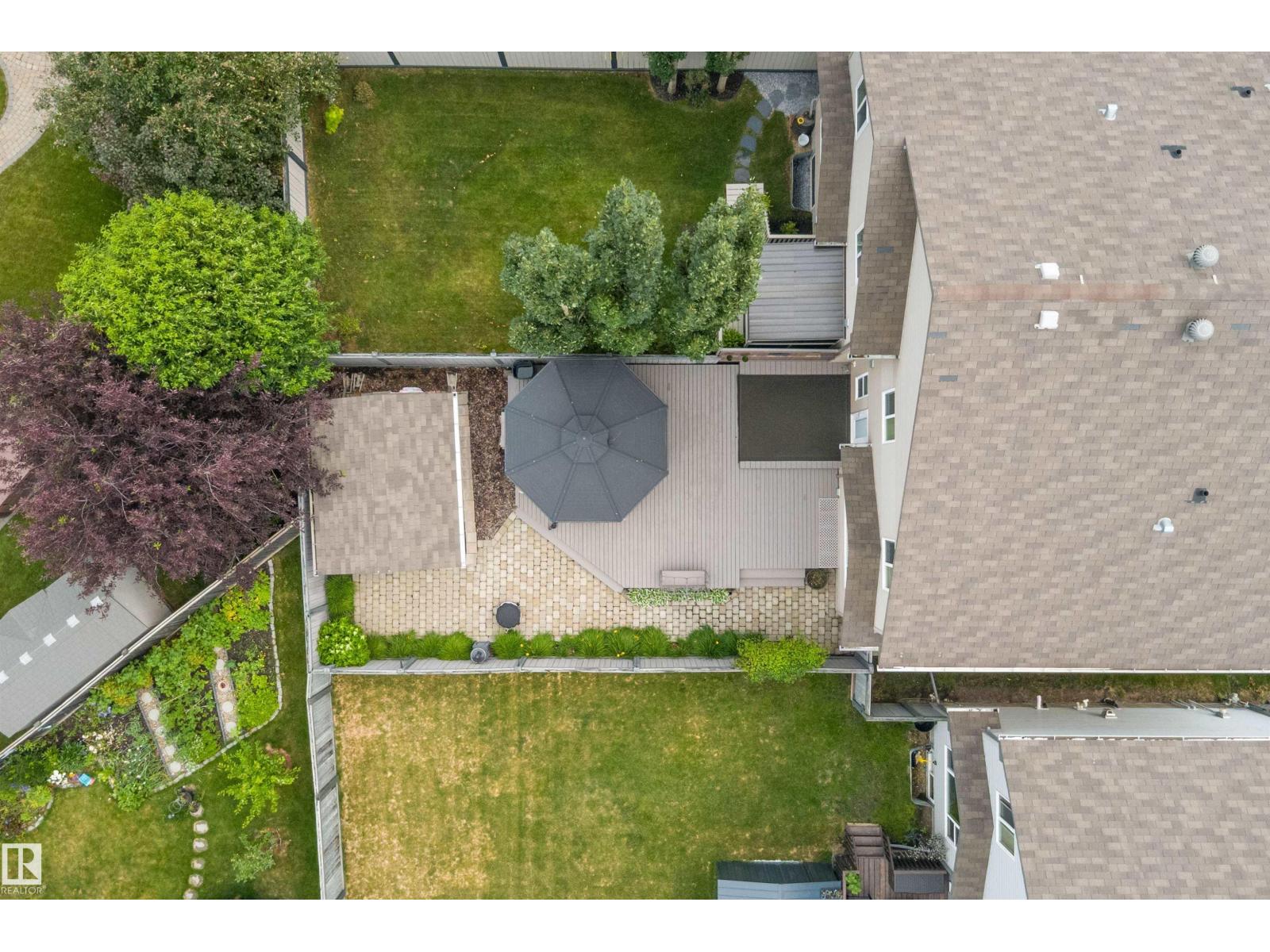 17332 6 AV SW - 54