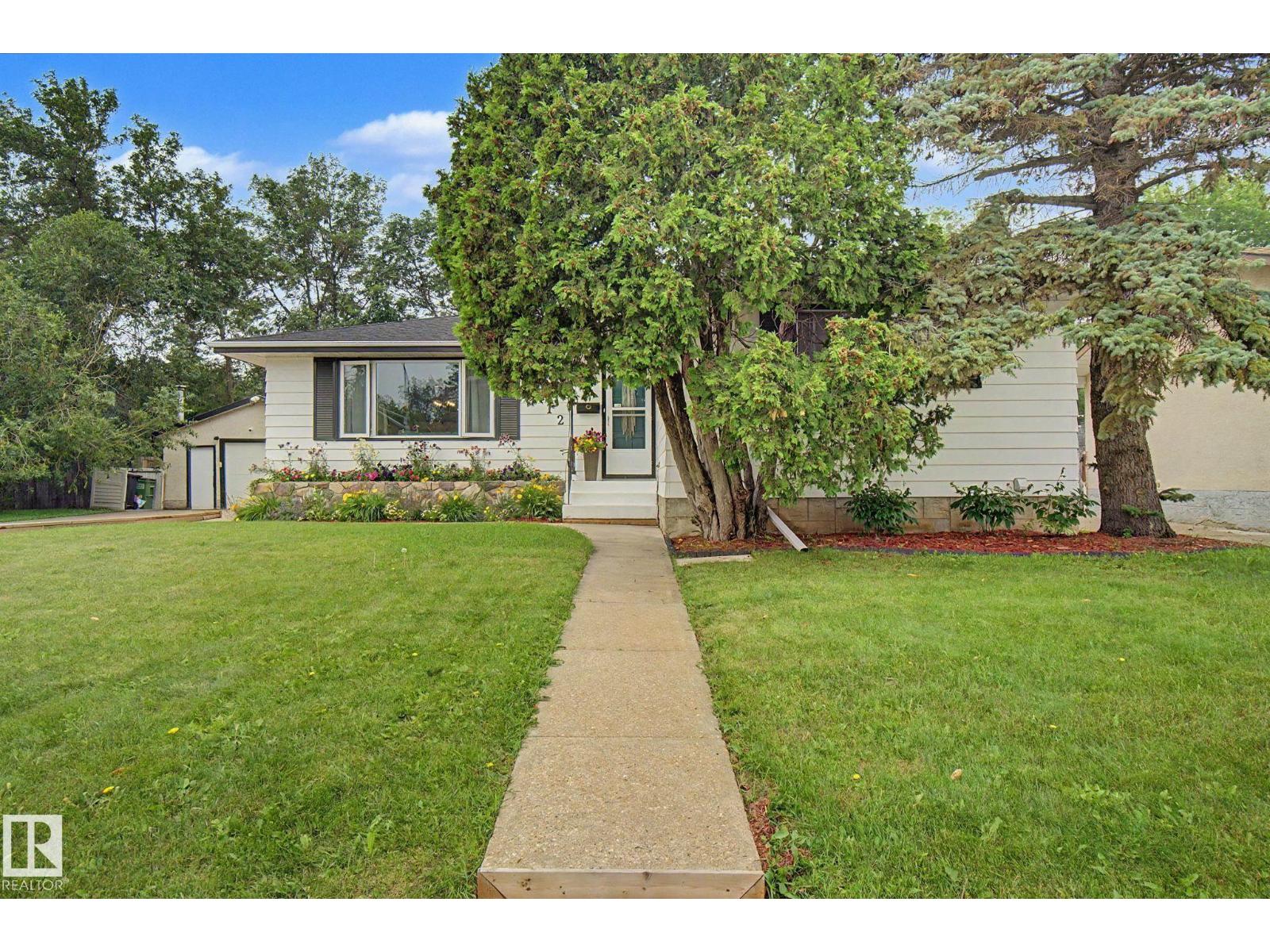 7712 159 ST NW - 28