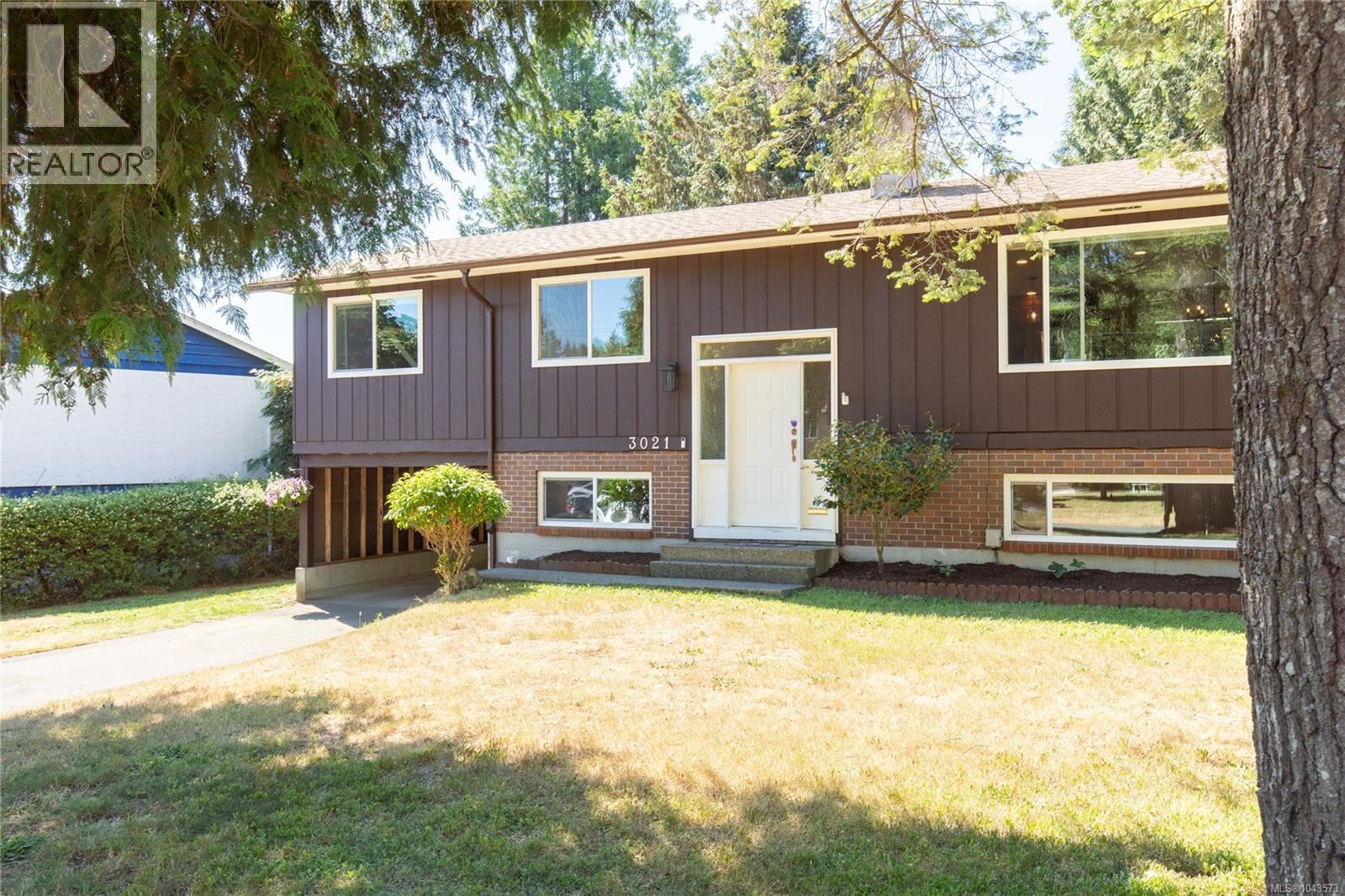 3021 Crestwood Pl - 1