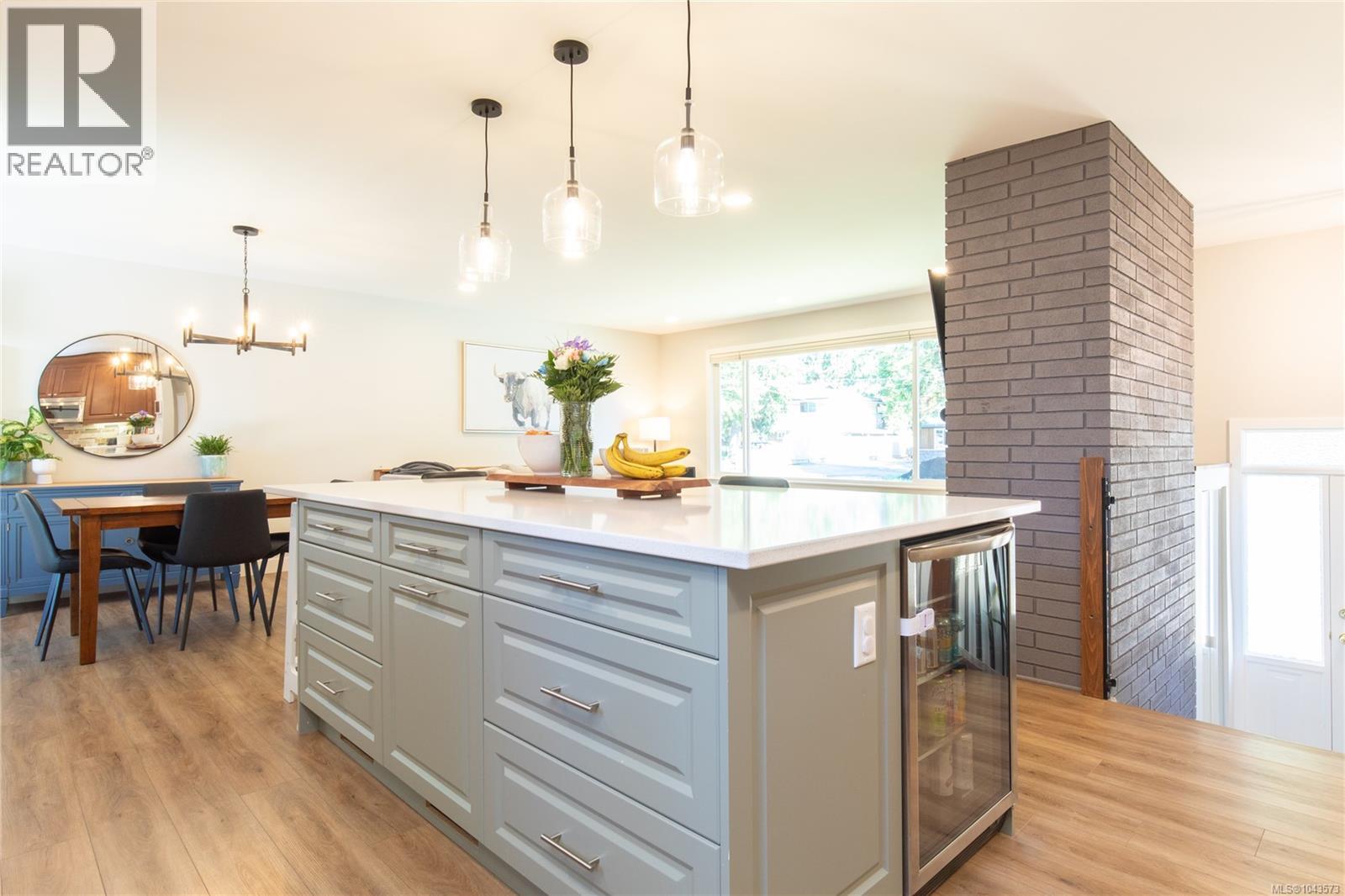 3021 Crestwood Pl - 3