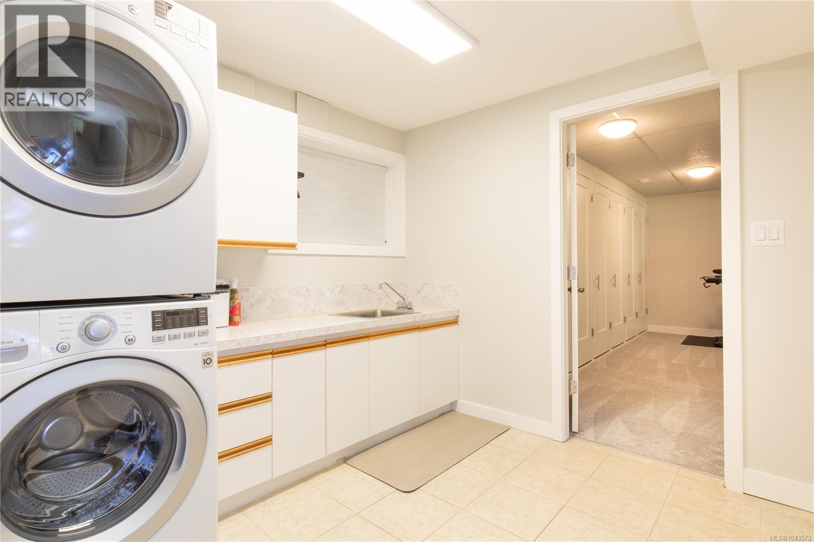 3021 Crestwood Pl - 40